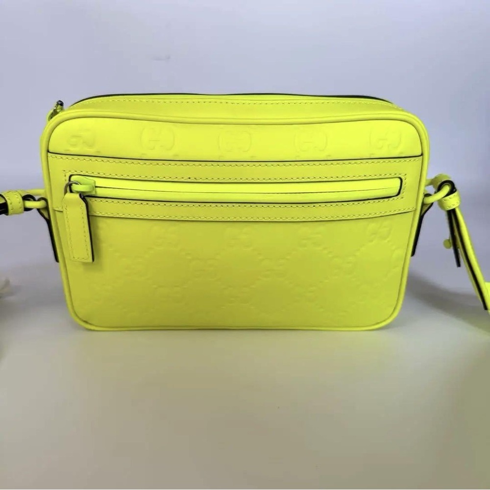 Gucci Yellow Crossbody Bag with Textured Monogram - Picture 10 of 16